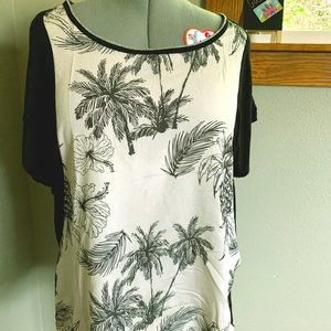 Super Lightweight Blouse with Tropical print